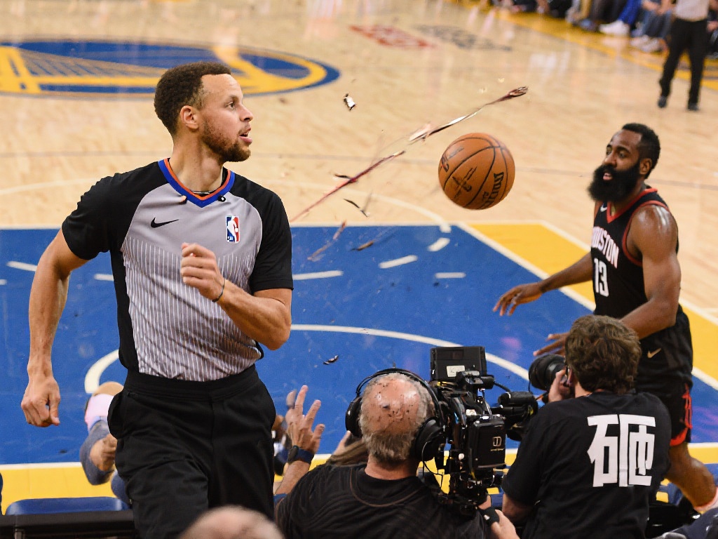 是在球队后 是在球队后